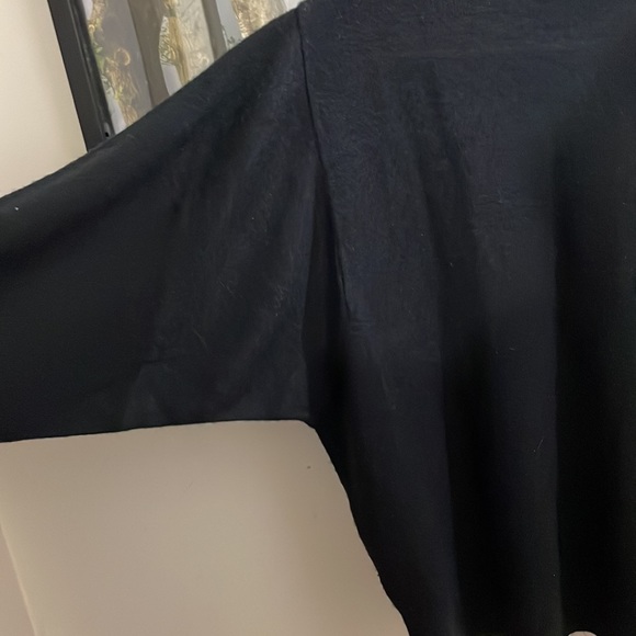 Like new! Vintage sweater! - Picture 6 of 8